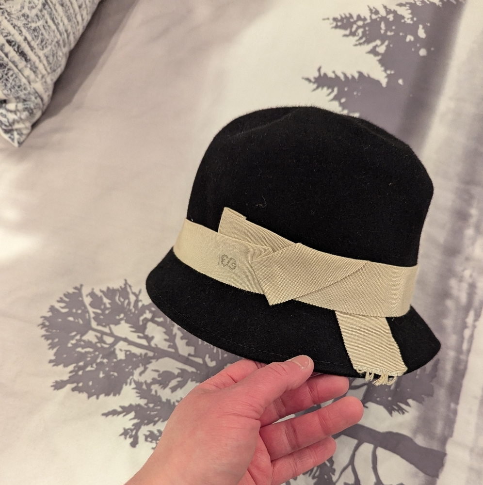 Escada Sport Black felt Cloche Bucket Hat